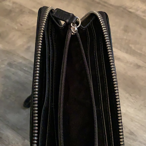 Black Coach Wristlet - Picture 6 of 9